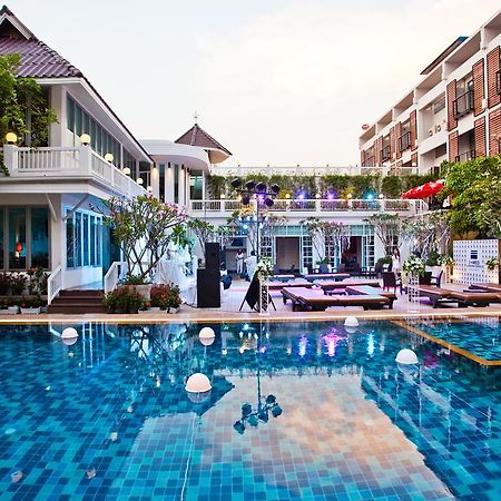 Paradise Hotel Udonthani Exteriör bild