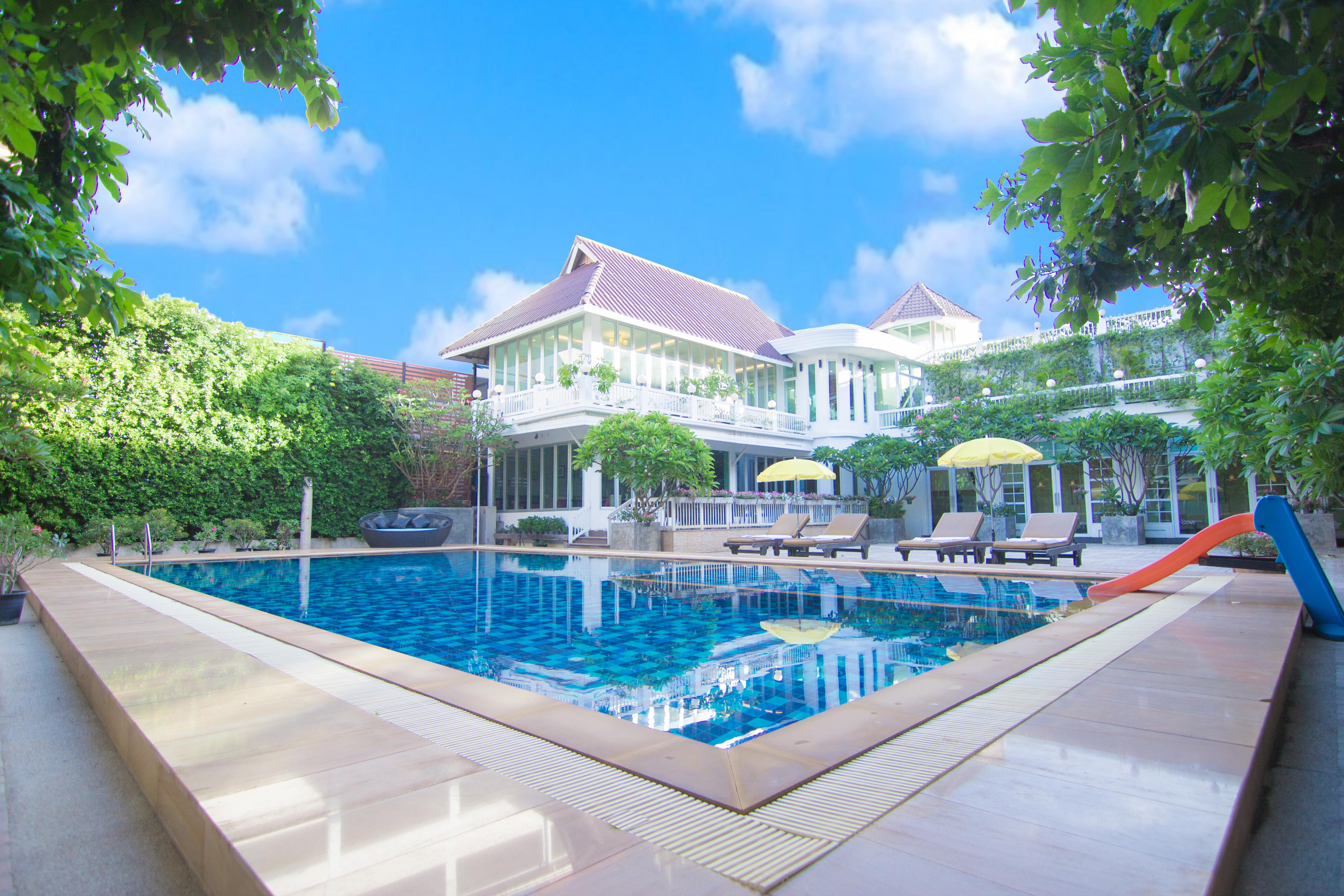 Paradise Hotel Udonthani Exteriör bild