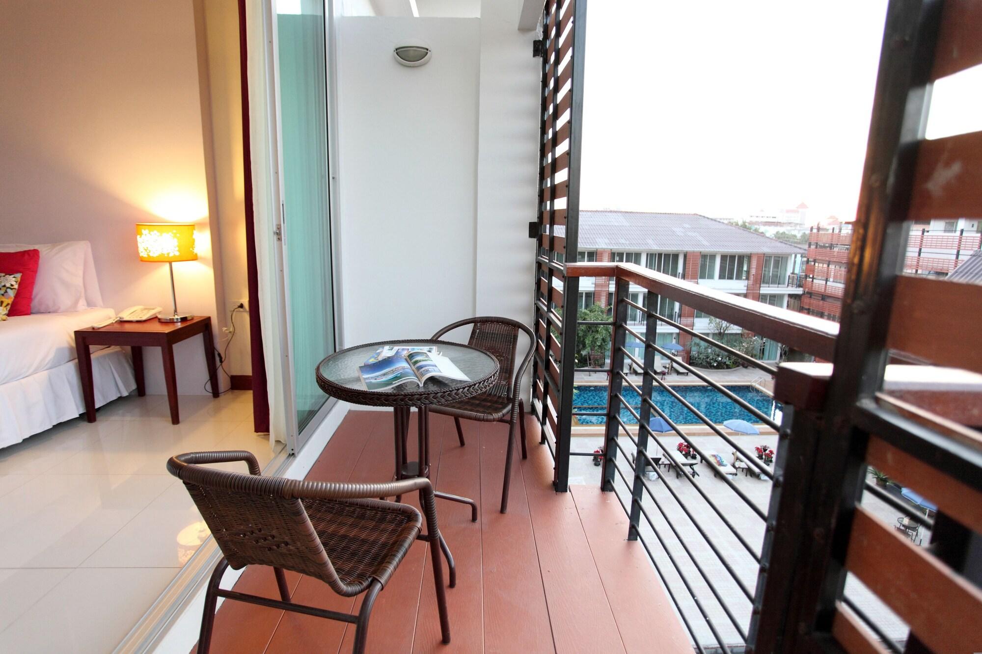 Paradise Hotel Udonthani Exteriör bild